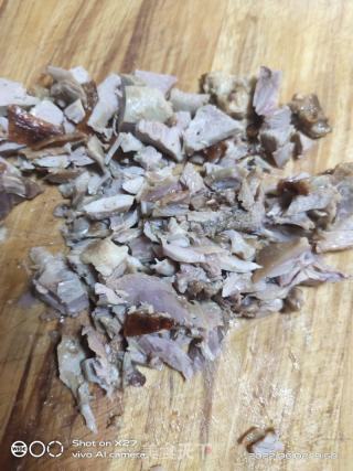 鸭肉煮米粉的做法步骤：3