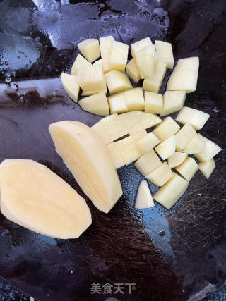 咖喱土豆牛肉的做法步骤：4