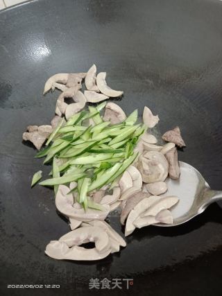 爆炒猪腰的做法步骤：5