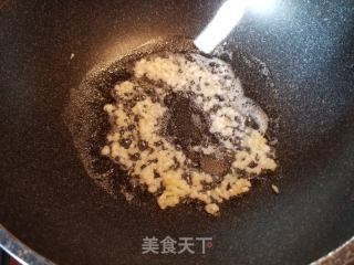 蒜蓉黄油虾的做法步骤：4
