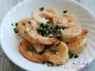 蒜蓉黄油虾的做法步骤：10