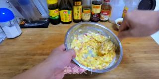 洋葱火腿鸡蛋饼的做法步骤：4