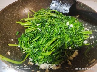 蒜香空心菜的做法步骤：5