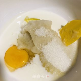 意面酱披萨的做法步骤：1