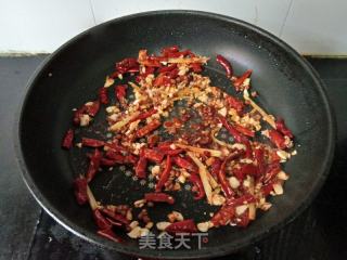 麻辣鸡翅尖的做法步骤：6