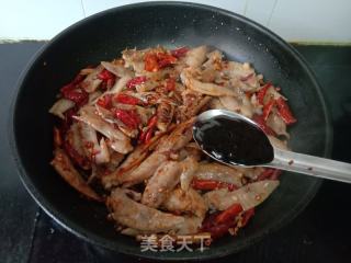 麻辣鸡翅尖的做法步骤：10