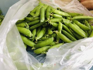 白水煮豌豆荚的做法步骤：1
