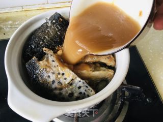 砂锅三文鱼头的做法步骤：9