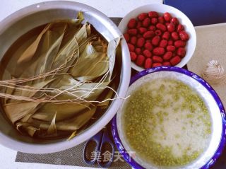 端午粽子~绿豆红枣粽的做法步骤：3