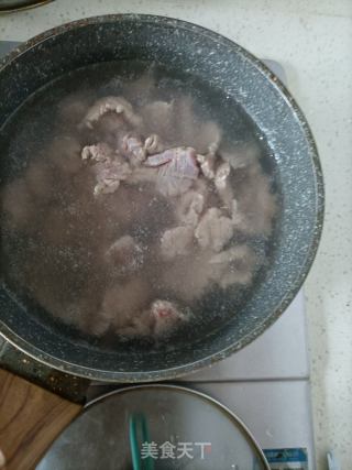 黄瓜拌牛肉的做法步骤：4
