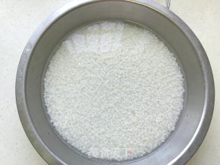 咸鲜猪肉粽（和新奥尔良鸡肉粽）的做法步骤：1
