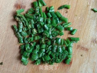青椒拌皮蛋的做法步骤：5