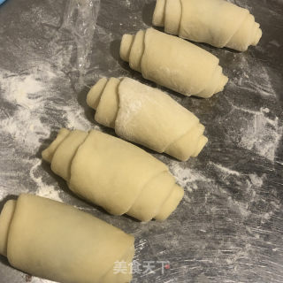 松软小面包的做法步骤：25