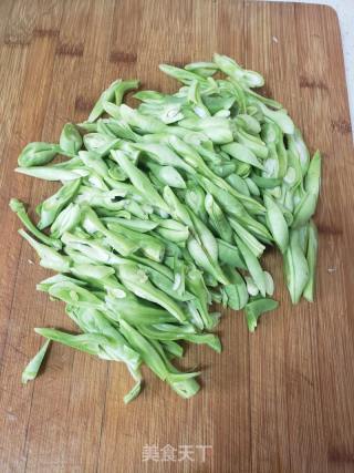 素炒四季豆的做法步骤：2