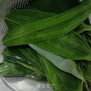 碱水粽的做法步骤：1