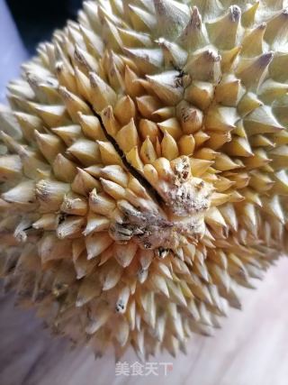榴莲酥的做法步骤：1
