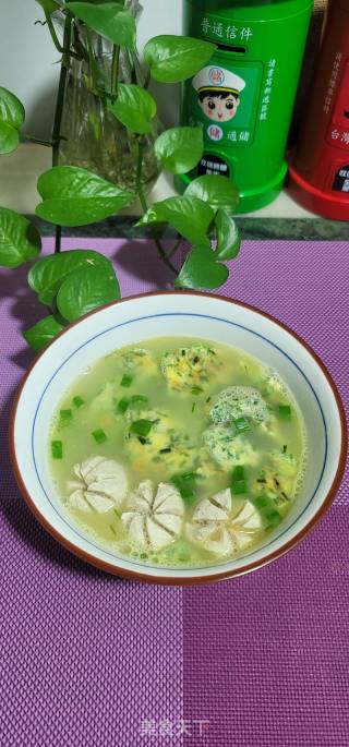 韭菜鸡蛋丸子汤的做法
