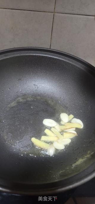 青瓜炒鹅三宝的做法步骤：8