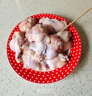 香酥炸鸡腿的做法步骤：1