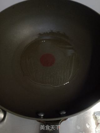 芦笋木耳炒鸡蛋的做法步骤：6