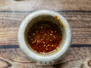 红油蒜泥拌莲菜的做法步骤：6