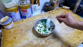 小葱拌豆腐的做法步骤：1