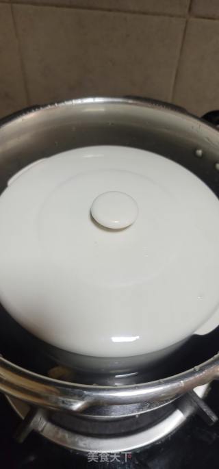 羊肚菌排骨汤的做法步骤：3