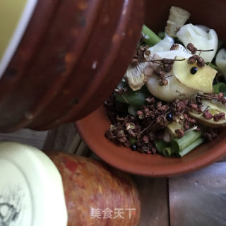 麻辣豆腐炖黑鱼的做法步骤：4