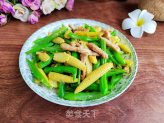 玉米笋梅豆炒肉丝的做法步骤：9