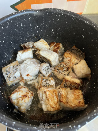 红烧敏鱼的做法步骤：3