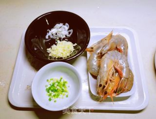 烹海虾的做法步骤：1