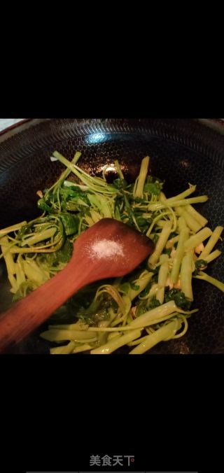 蒜泥空心菜的做法步骤：3