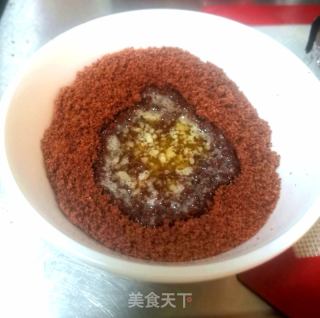 树莓火龙果慕斯蛋糕的做法步骤：1