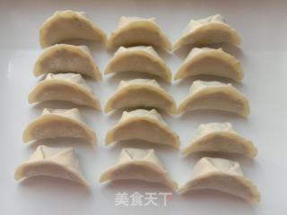 茼蒿猪肉水饺的做法步骤：9