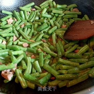 豆角炒肉的做法步骤：5