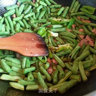 豆角炒肉的做法步骤：6