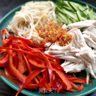 黄瓜彩椒拌精肉的做法步骤：13