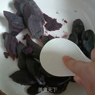 紫薯小丸子的做法步骤：3