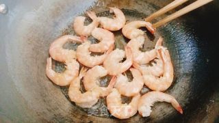 香煎蒜蓉虾的做法步骤：7