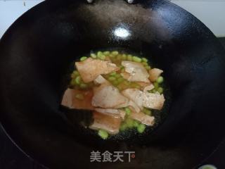 毛豆烧豆腐的做法步骤：9