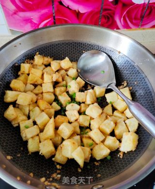 焦香土豆的做法步骤：13