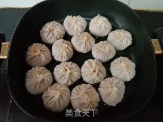 猪肉粉条煎包的做法步骤：8