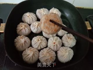 猪肉粉条煎包的做法步骤：9