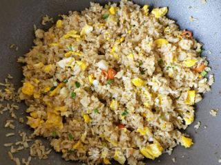 鸡蛋香葱炒饭的做法步骤：11