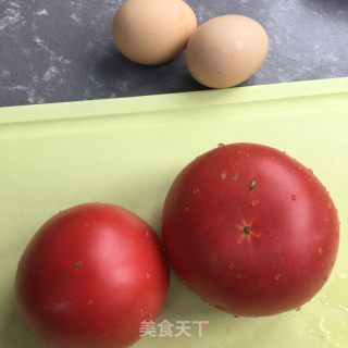 西红柿炒鸡蛋的做法步骤：1