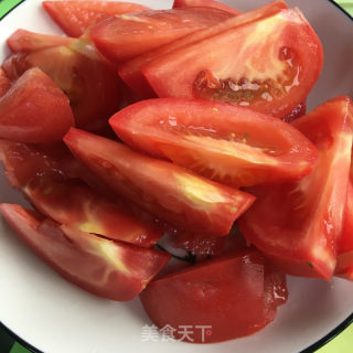 西红柿炒鸡蛋的做法步骤：2