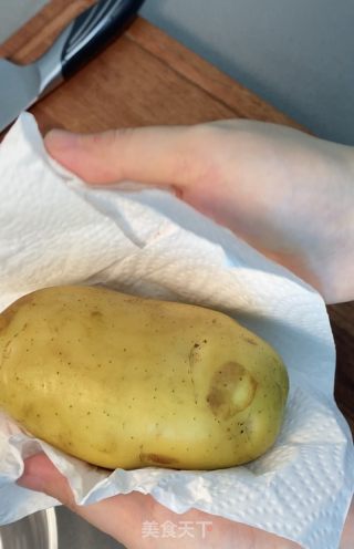 迷迭香烤薯角的做法步骤：1