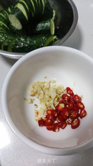 蓑衣黄瓜的做法步骤：9