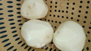 土豆烧肉的做法步骤：3