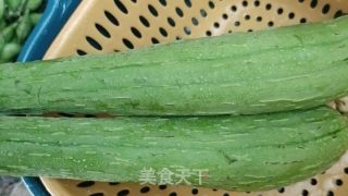 丝瓜汤的做法步骤：1
